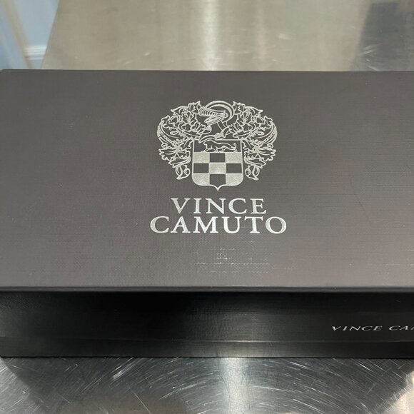 Vince Camuto Sandals - Picture 5 of 5